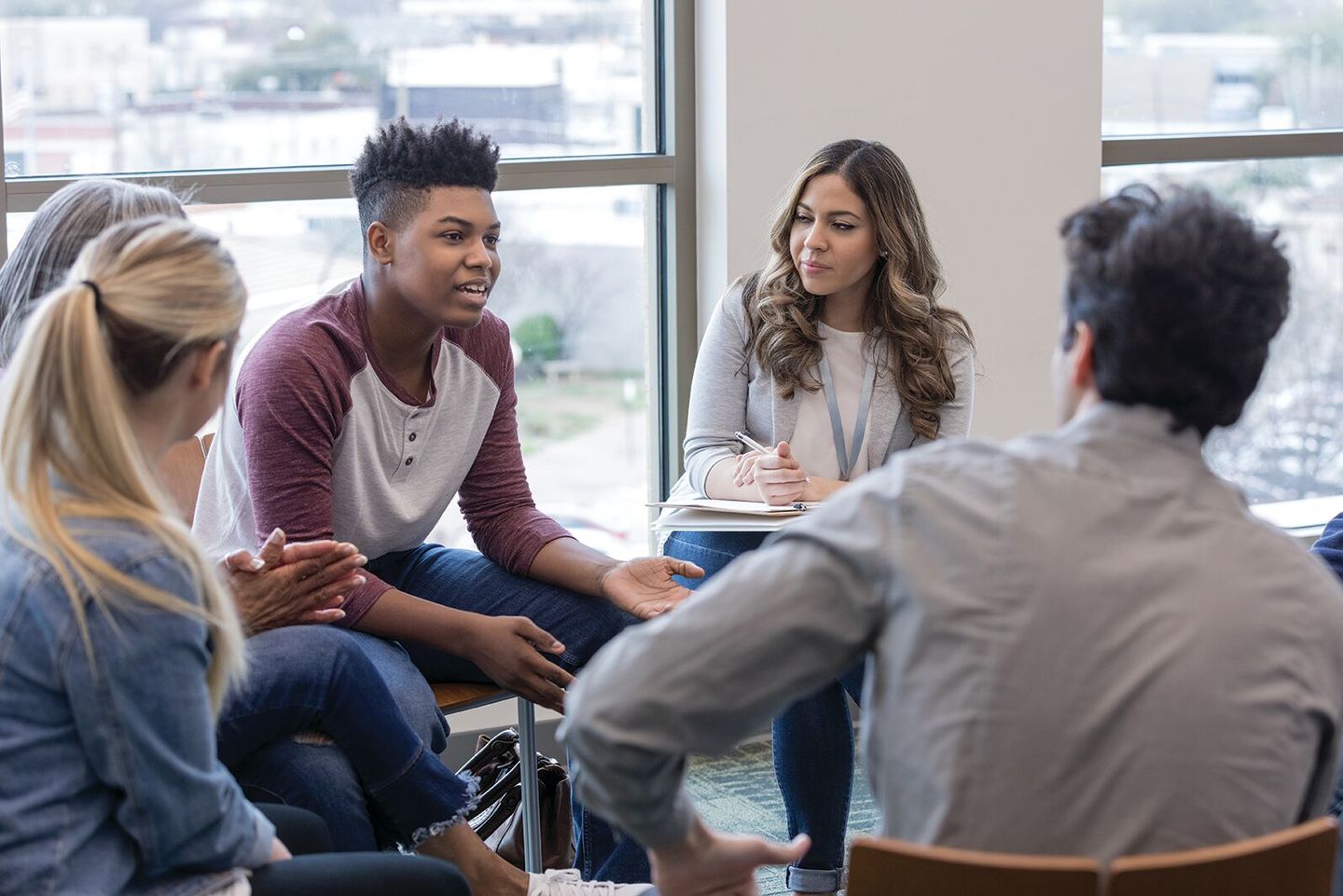 Building a Support Network Through Online Mental Health Services