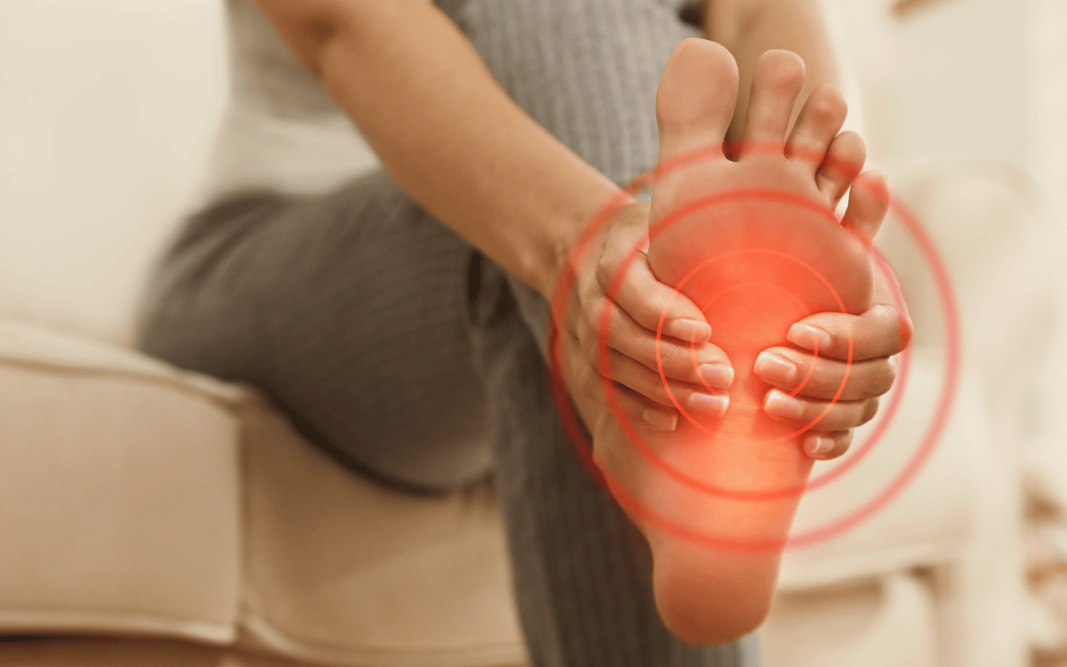 Common Symptoms of Foot Pain and Their Impact on Daily Life