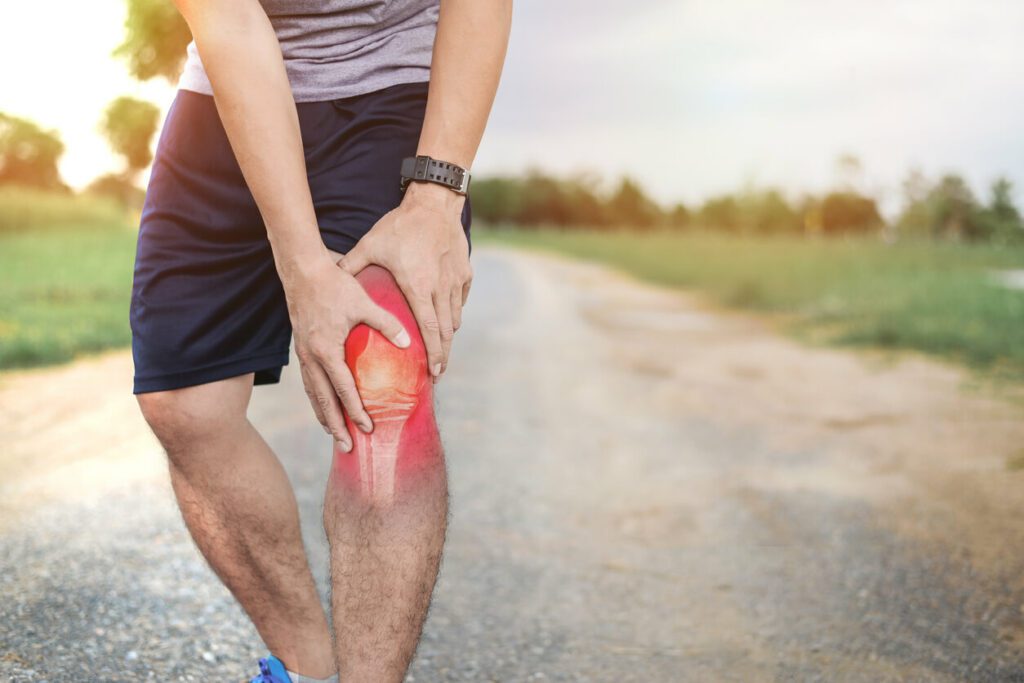 Preventing and Recovering From Knee Pain as an Athlete