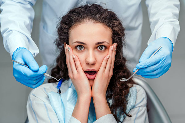Signs and Symptoms That Indicate You Need To Seek Emergency Dental Care