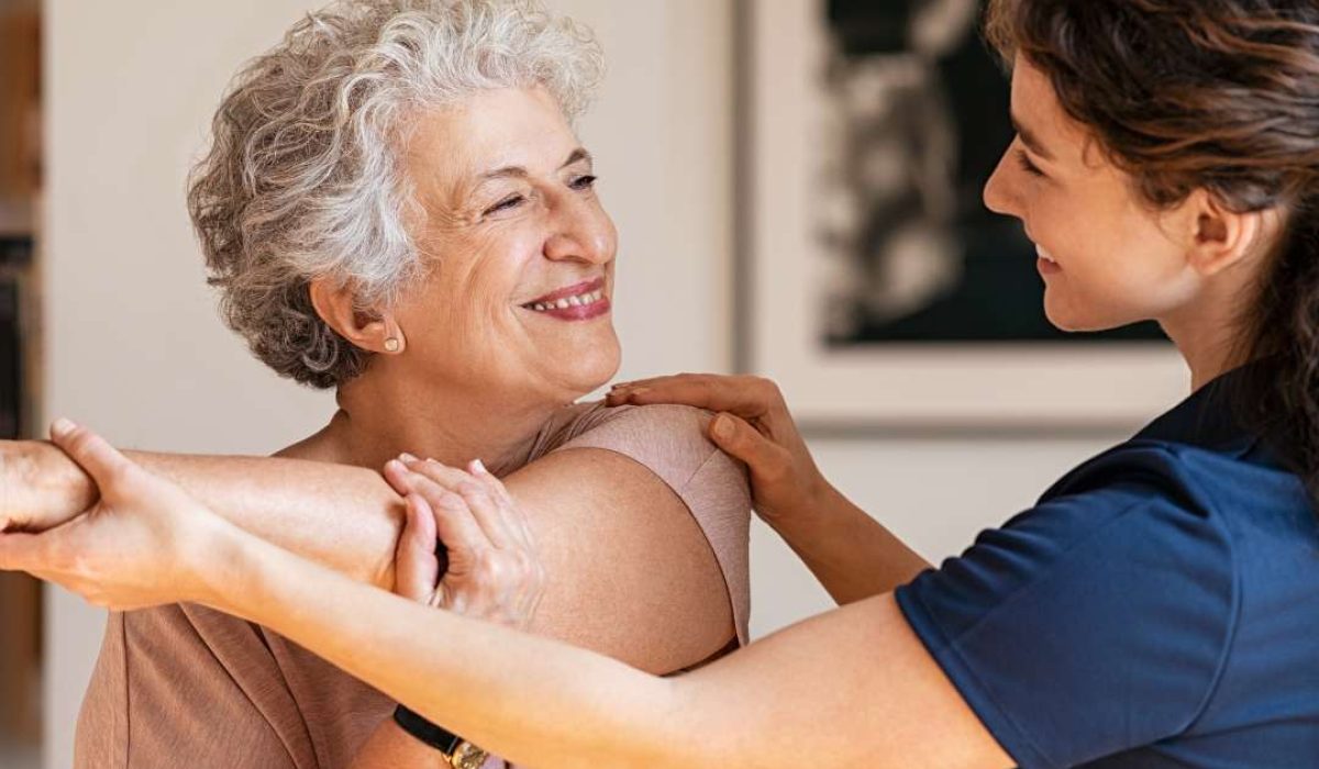 The Role of Physical Therapy for the Elderly in Maintaining Mobility