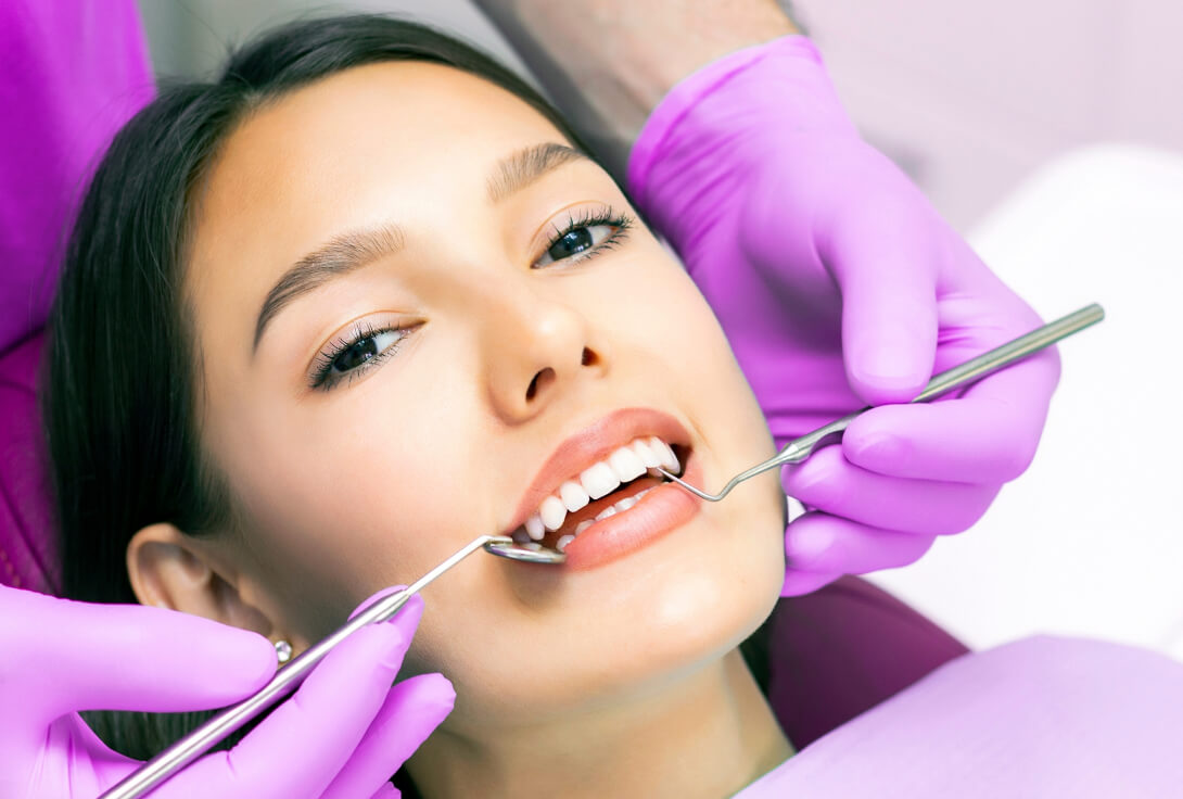 How to Achieve a Brighter Smile With Professional Teeth Whitening