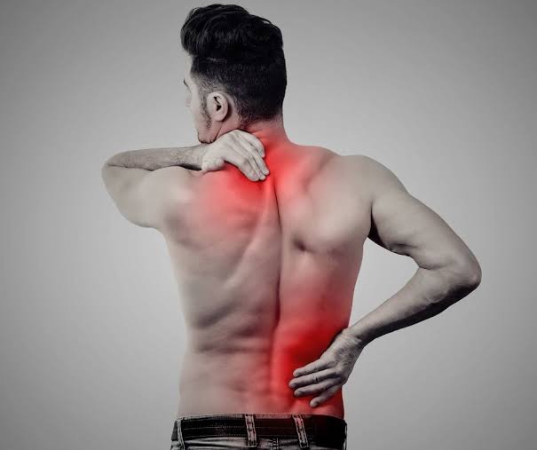 Identifying the Signs of Severe Back Pain